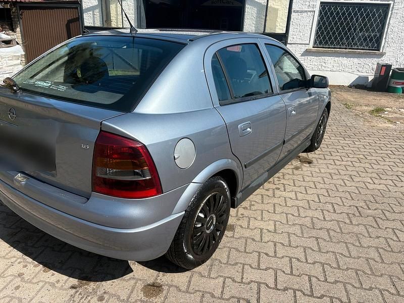 Gebraucht Opel Astra 84 PS (61 kW) 2003 Blau Limousine