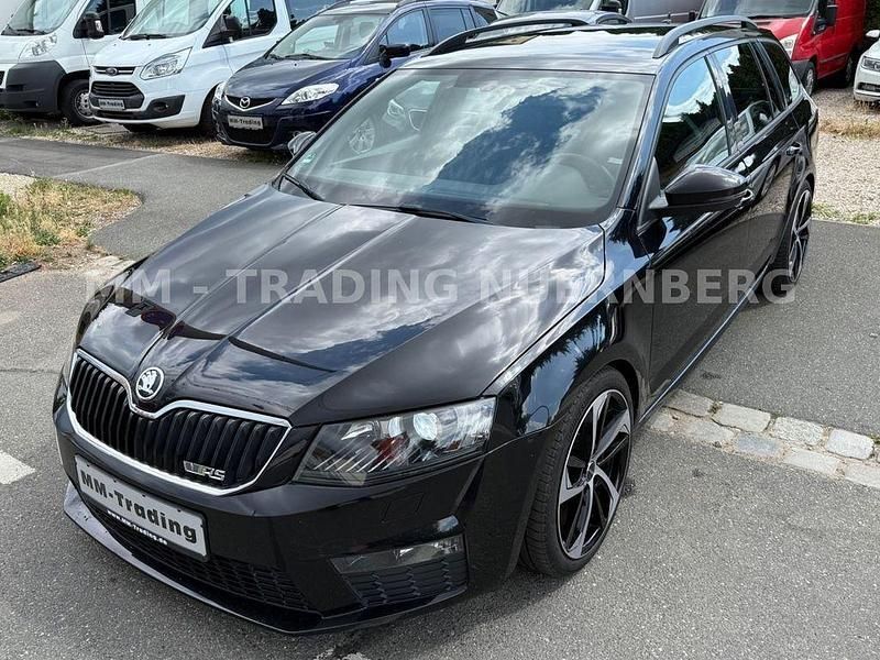 Schwarzmagic perleffekt Gebraucht 2017 Skoda Octavia RS Kombi | 15.999 € (Guter Preis) - Bild 1/4