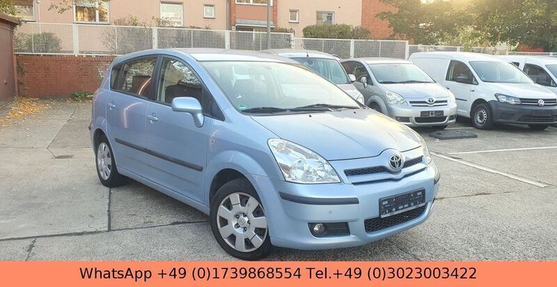 Blau Gebraucht 2005 Toyota Corolla Verso Sol Van / Kleinbus | 4.900 € (Fairer Preis) - Bild 1/4