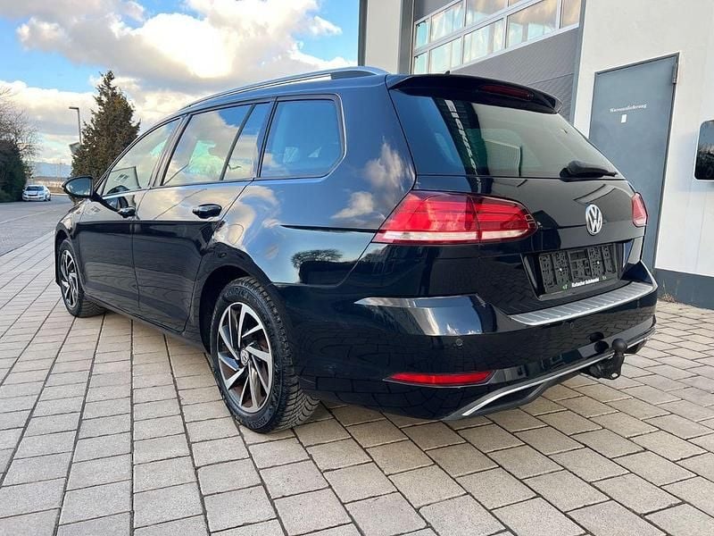 Gebraucht VW Golf VII Join 116 PS (85 kW) 2018 Schwarz Kombi