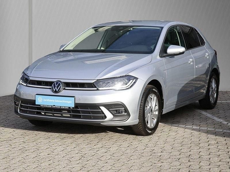 Gebraucht VW Polo Style 95 PS (69 kW) 2025 Reflexsilber metallic Limousine