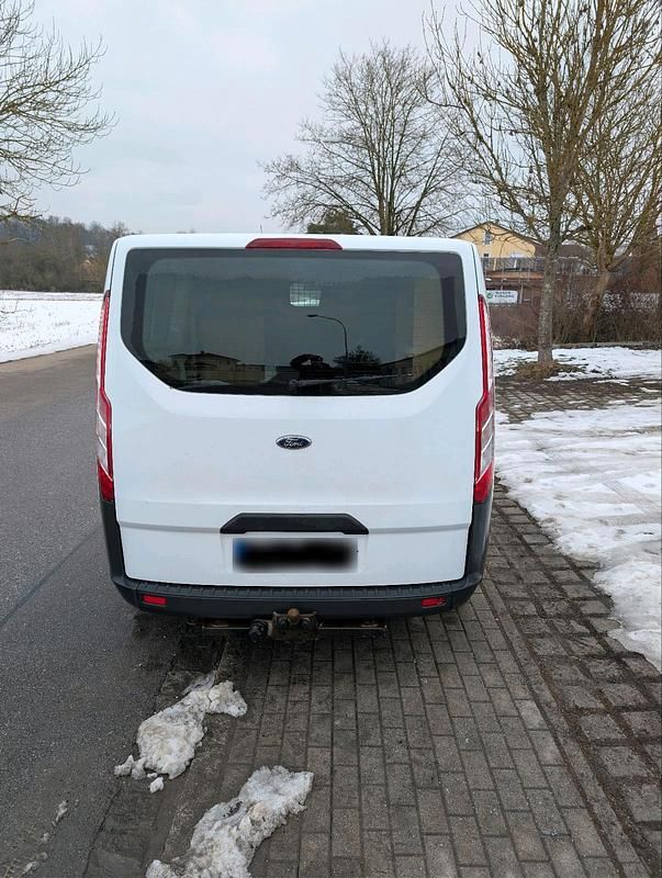 Second-hand Ford Transit Custom 101 CP (74 kW) 2015 Alb Berlinǎ