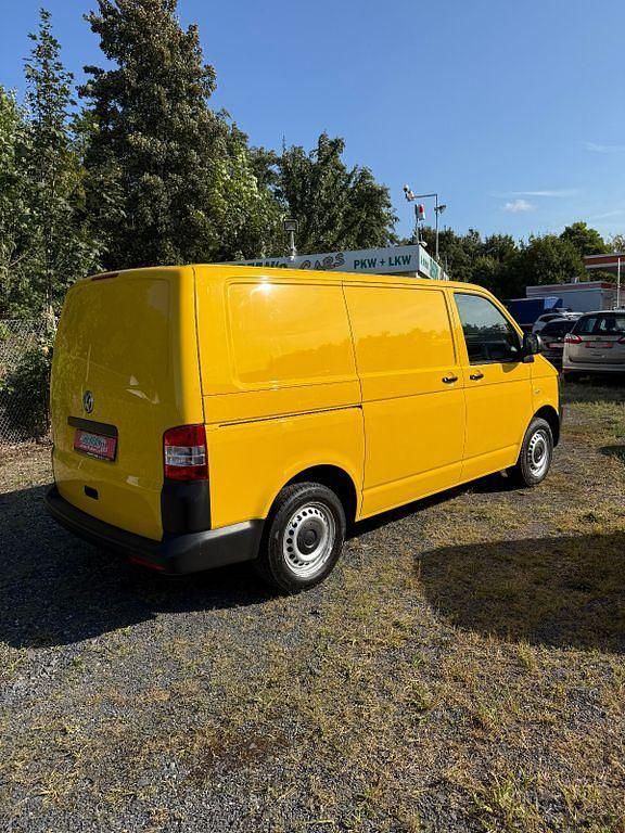 Usata VW Transporter 140 CV (102 kW) 2013 Giallo Furgone