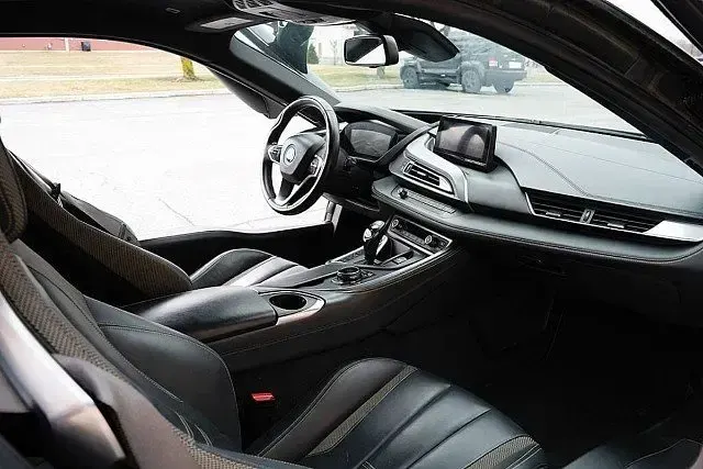 Gebraucht BMW i8 362 PS (266 kW) 2016 Schwarz Coupé