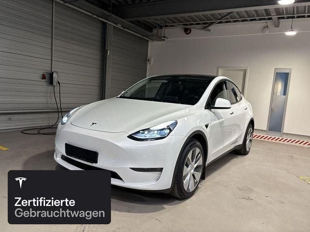 Weiß Gebraucht 2022 Tesla Model Y Long Range AWD SUV | 33.400 € (Fairer Preis) - Bild 1/4