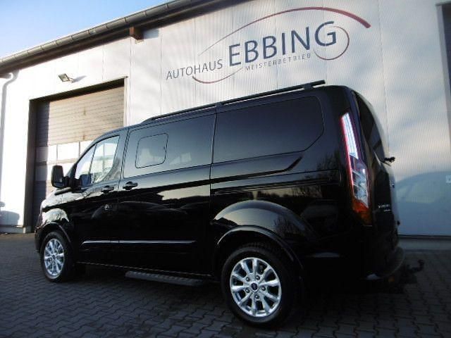 Gebraucht Ford Tourneo Titanium 170 PS (125 kW) 2018 Schwarz Kombi