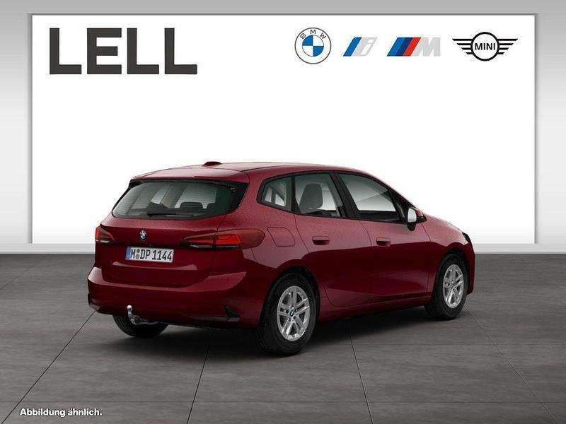 Gebraucht BMW 218 Active Tourer 136 PS (100 kW) 2023 Rot Van / Kleinbus