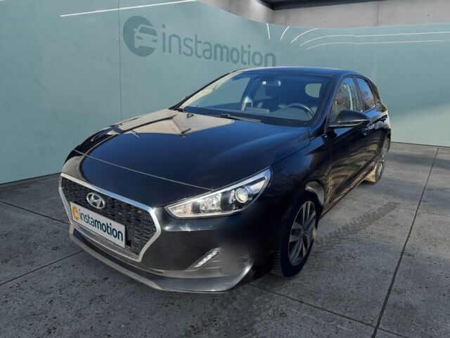 Gebraucht Hyundai i30 99 PS (72 kW) 2019 Schwarz