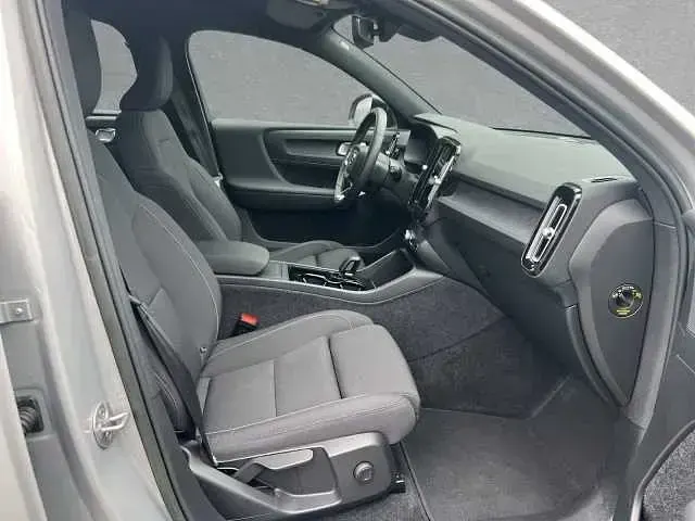 Gebraucht Volvo XC40 Plus 185 kW (252 PS) 2023 Silber SUV
