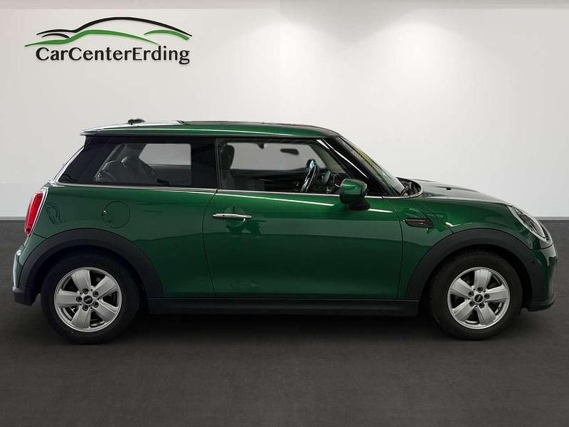 Second-hand Mini ONE Classic 102 CP (75 kW) 2022 Verde Hatchback