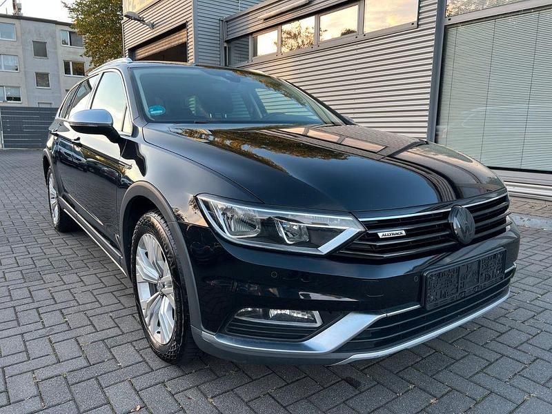 Gebraucht VW Passat Alltrack 190 PS (139 kW) 2019 Schwarz Kombi