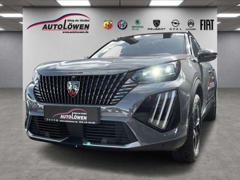 Met. selenium grau (grau) Gebraucht 2024 Peugeot 2008 GT SUV | 26.850 € (Teuer) - Bild 1/4
