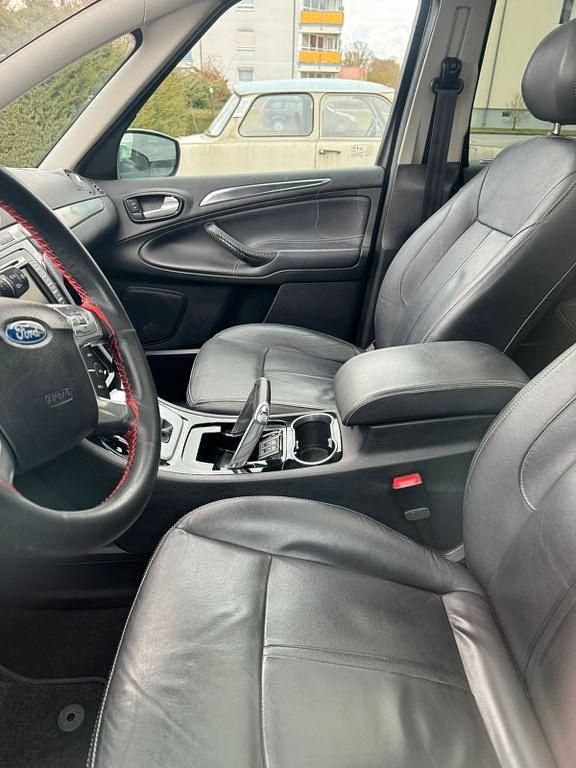 Gebraucht Ford S-MAX S 163 PS (119 kW) 2011 Schwarz Van / Kleinbus