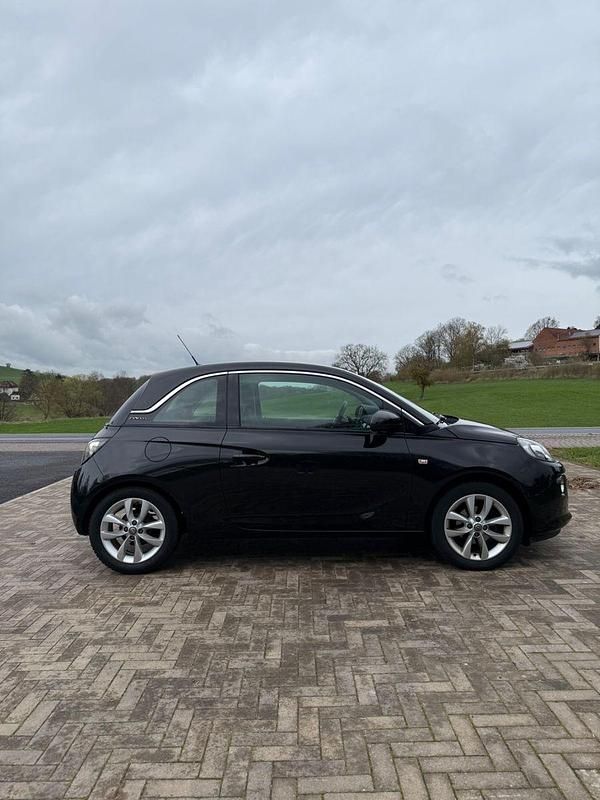 Używany Opel Adam Jam 87 KM (63 kW) 2016 Czarny Hatchback