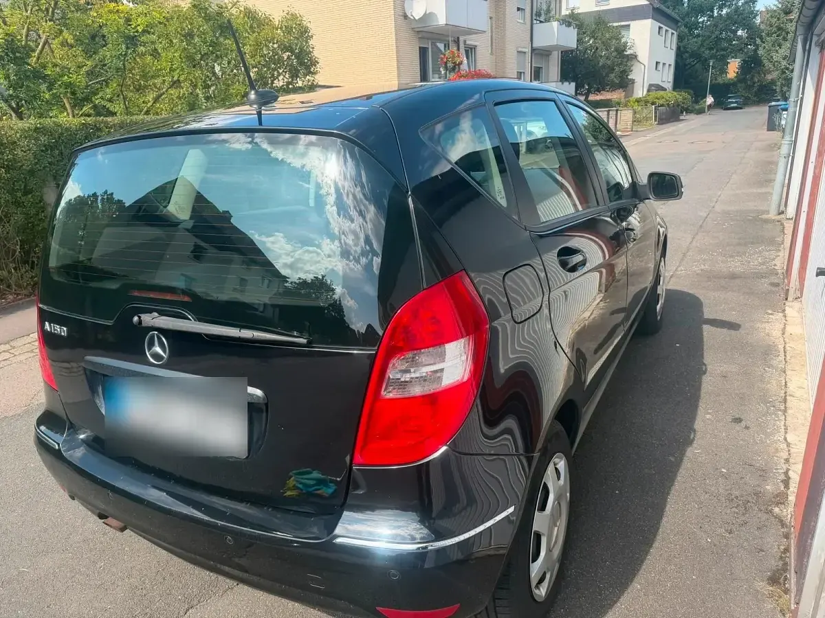 Gebraucht Mercedes A150 95 PS (69 kW) 2009 Limousine