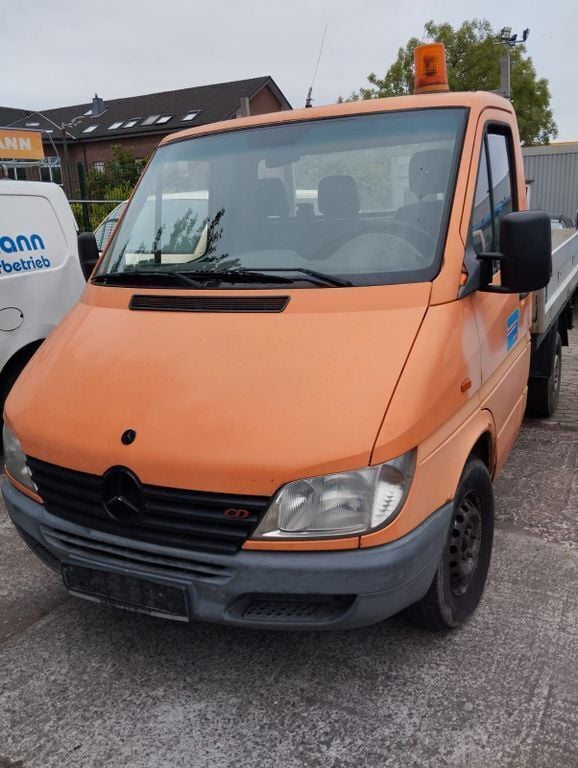 Orange Gebraucht 2001 Mercedes Sprinter Van | 2.900 € (Superpreis) - Bild 1/4