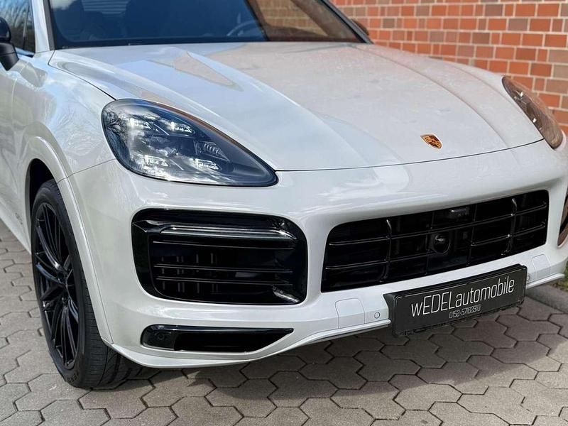 Gebraucht Porsche Cayenne 340 PS (250 kW) 2022 Kreide SUV