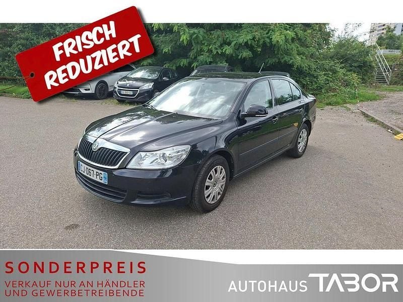 Schwarzmagic perleffekt Gebraucht 2012 Skoda Octavia Ambiente Limousine | 4.885 € (Superpreis) - Bild 1/4