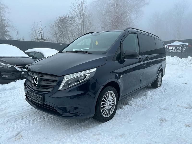 Gebraucht Mercedes Vito 190 PS (139 kW) 2016 Blau Van