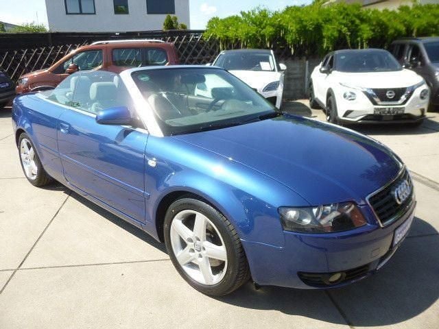 Blau Gebraucht 2002 Audi A4 Cabriolet Sport Cabrio | 4.999 € (Guter Preis) - Bild 1/4