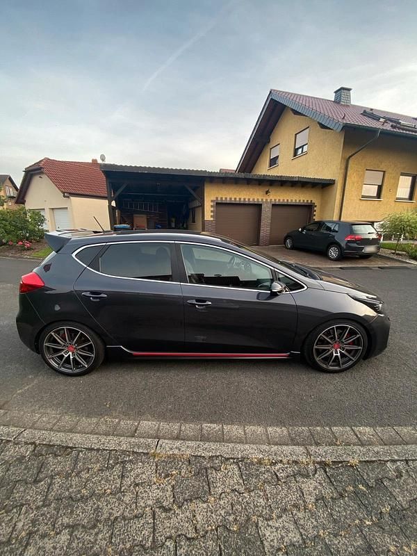 Gebraucht Kia Ceed GT GT 204 PS (150 kW) 2017 Grau Kleinwagen