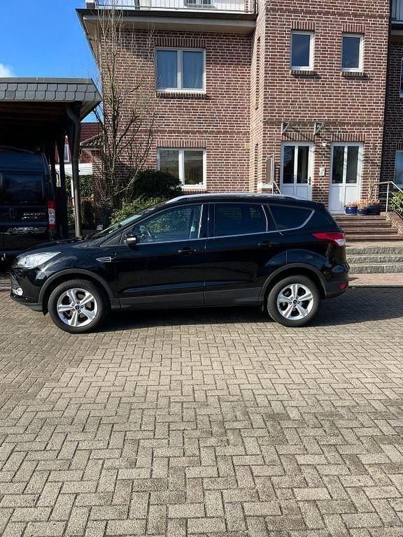 Gebraucht Ford Kuga SYNC Edition 150 PS (110 kW) 2016 Schwarz SUV