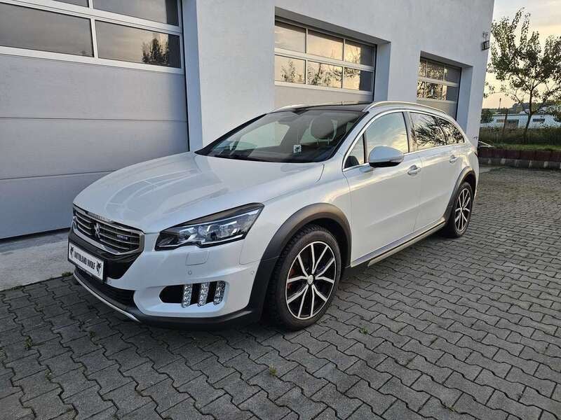 Lack weiss perlglänzend Gebraucht 2015 Peugeot 508 RXH Kombi | 14.990 € - Bild 1/4