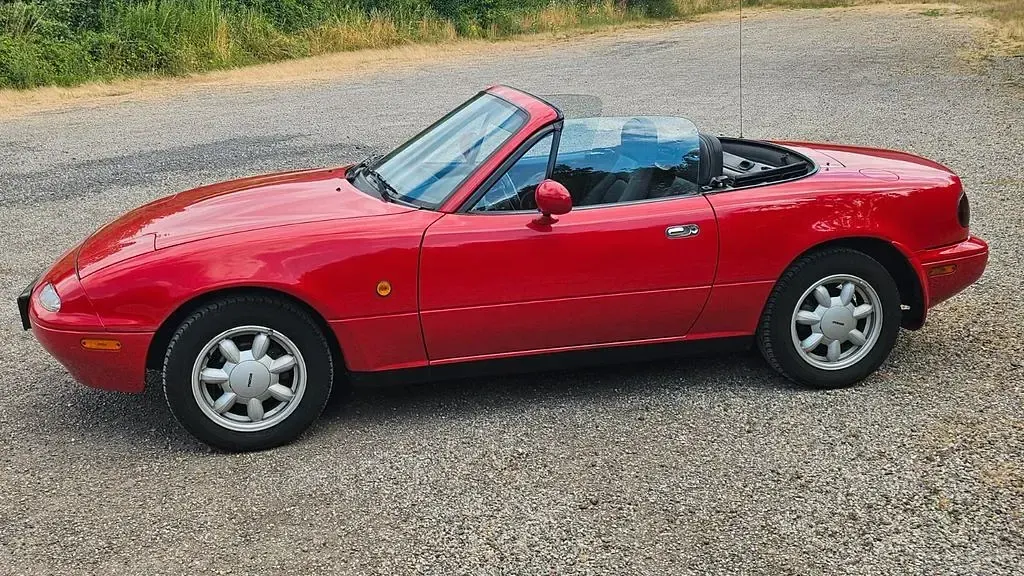 Gebraucht Mazda MX5 116 PS (85 kW) 1991 Rot Cabrio