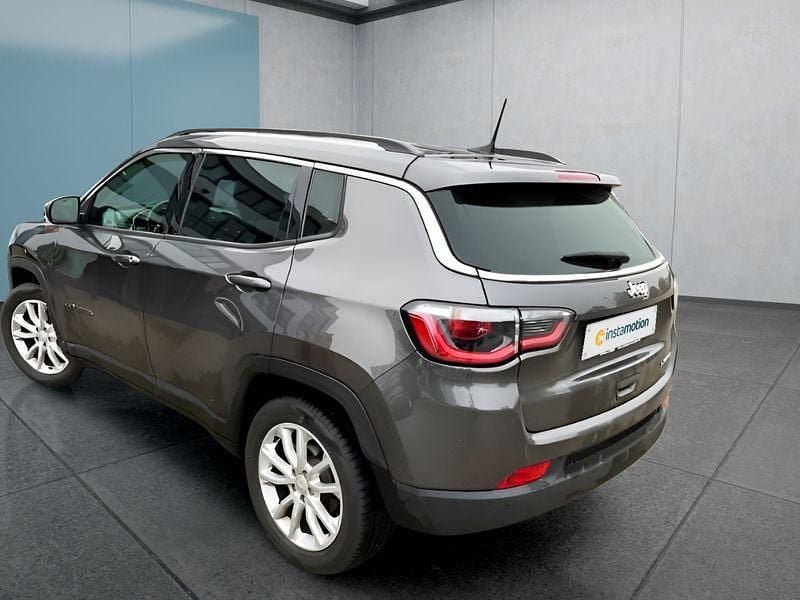 Gebraucht Jeep Compass Limited 131 PS (96 kW) 2020 Grau SUV