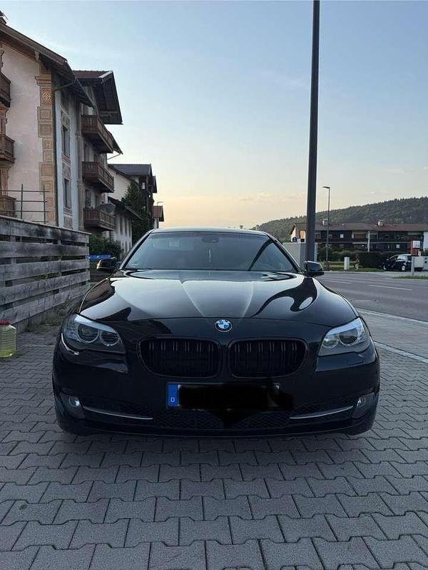 Gebraucht 2012 BMW 520 Limousine | 8.500 € (Guter Preis) - Bild 1/4