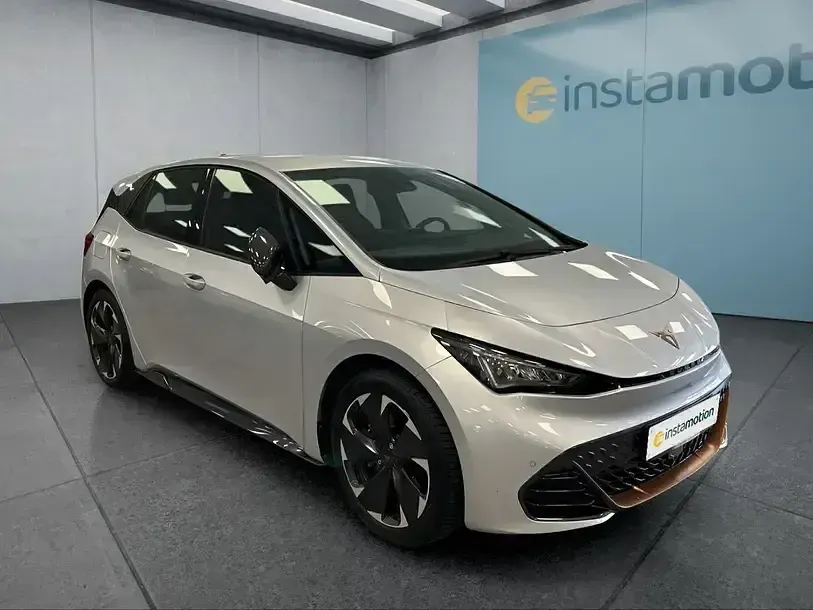 Second-hand Cupra Born 169 kW (231 CP) 2023 Argintiu Hatchback