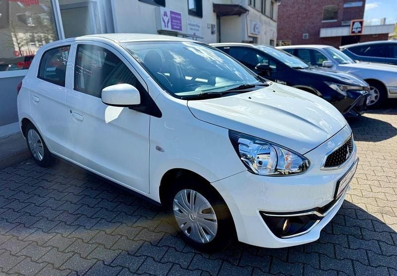 Gebraucht Mitsubishi Space Star Basis 71 PS (52 kW) 2020 Weiß Kleinwagen