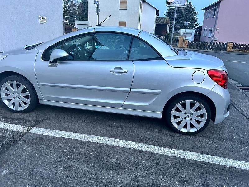 Silber Gebraucht 2007 Peugeot 207 CC Cabrio | 850 € (Superpreis) - Bild 1/1