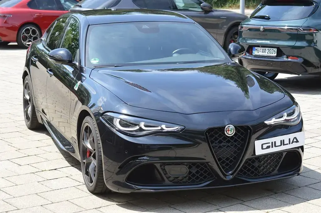 Gebraucht Alfa Romeo Giulia Quadrifoglio 519 PS (381 kW) 2024 Schwarz Limousine