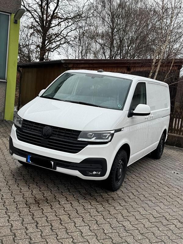 Gebraucht VW Transporter 150 PS (110 kW) 2021 Weiß Van