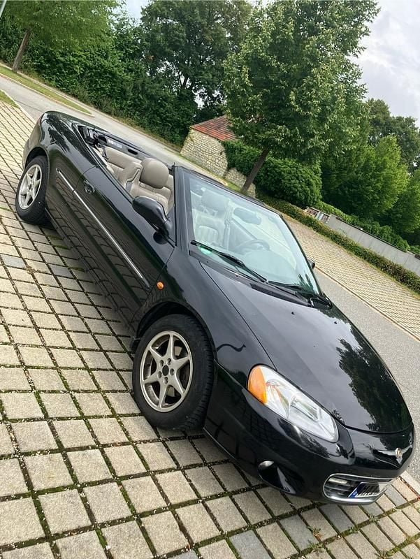 Schwarz Gebraucht 2002 Chrysler Sebring Cabriolet Cabrio | 2.795 € (Guter Preis) - Bild 1/4