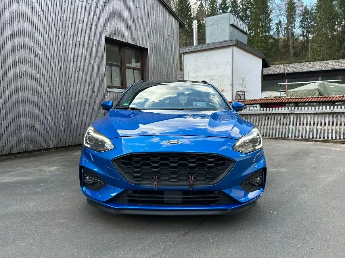 Używany Ford Focus ST-Line 150 KM (110 kW) 2019 Niebieski Kombi