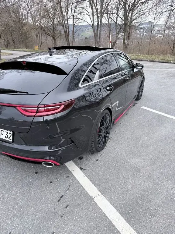 Używany Kia ProCeed GT 204 KM (150 kW) 2023 Czarny Kombi