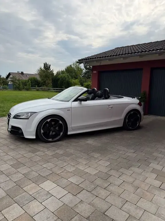 Gebraucht Audi TT Roadster Sport 160 PS (117 kW) 2014 Weiß Cabrio
