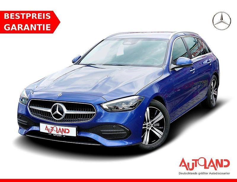 Blau Gebraucht 2023 Mercedes C200 Avantgarde Limousine | 33.490 € (Fairer Preis) - Bild 1/4
