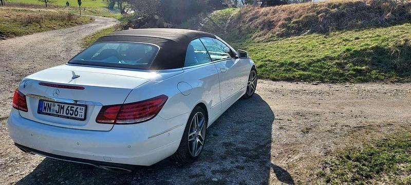 Gebraucht Mercedes E200 184 PS (135 kW) 2013 Weiß Cabrio