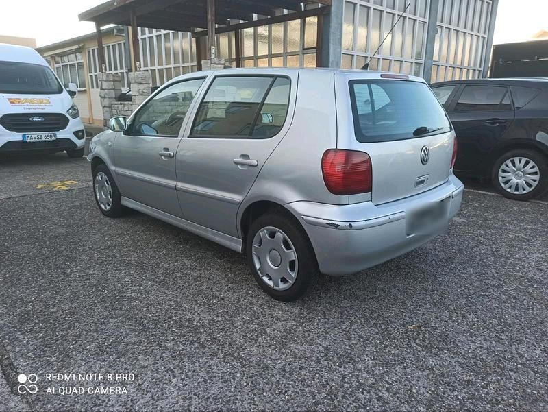 Gebraucht VW Polo 75 PS (55 kW) 2001 Silber Kleinwagen