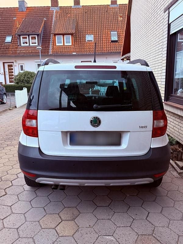 Gebraucht Skoda Yeti 140 PS (102 kW) 2011 Weiß SUV