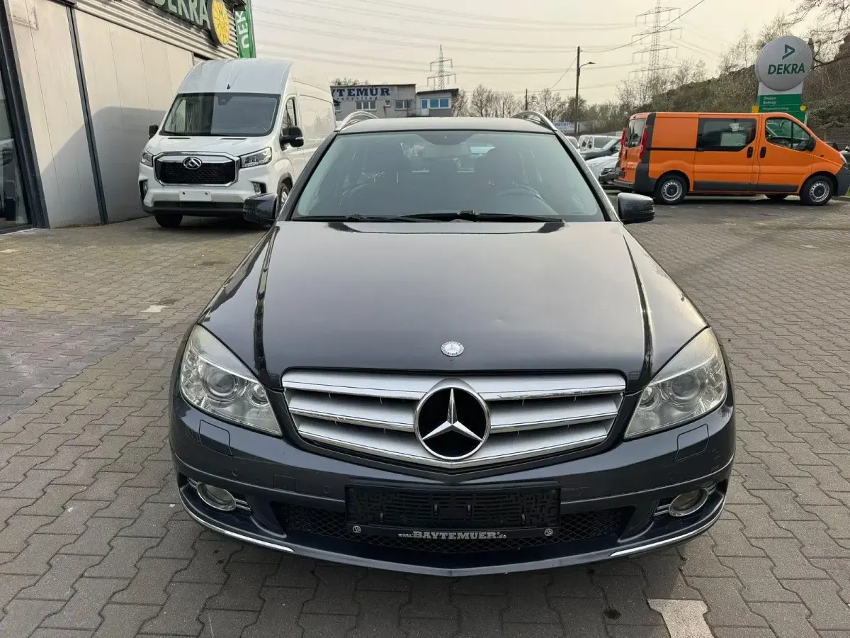 Gebraucht Mercedes C220 170 PS (125 kW) 2009 Grau Kombi