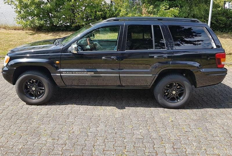 Schwarz Gebraucht 2005 Jeep Grand Cherokee SUV | 9.950 € (Superpreis) - Bild 1/4