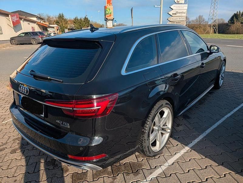 Gebraucht Audi A4 S-Line 190 PS (139 kW) 2019 Schwarz Kombi