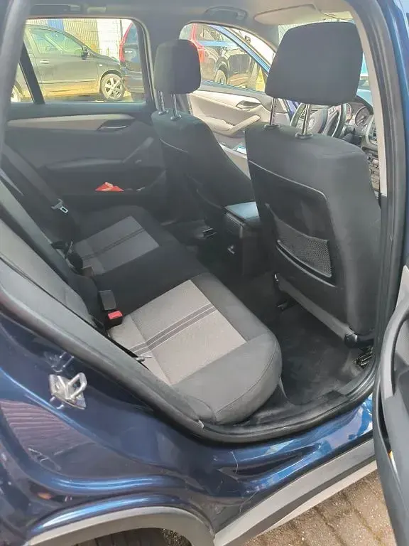 Second-hand BMW X1 204 CP (150 kW) 2011 Albastru SUV