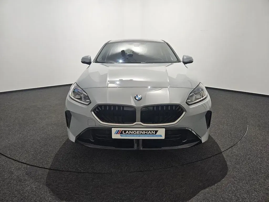 Neu BMW 120 M Sport 170 PS (125 kW) 2026 Grau Kleinwagen
