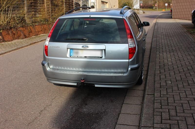 Gebraucht Ford Mondeo 145 PS (106 kW) 2007 Silber Kombi