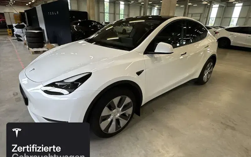 Gebraucht Tesla Model Y 273 kW (372 PS) 2024 Weiß SUV